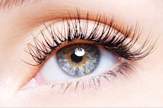 7 Ways to Lengthen Eyelashes in a Week
